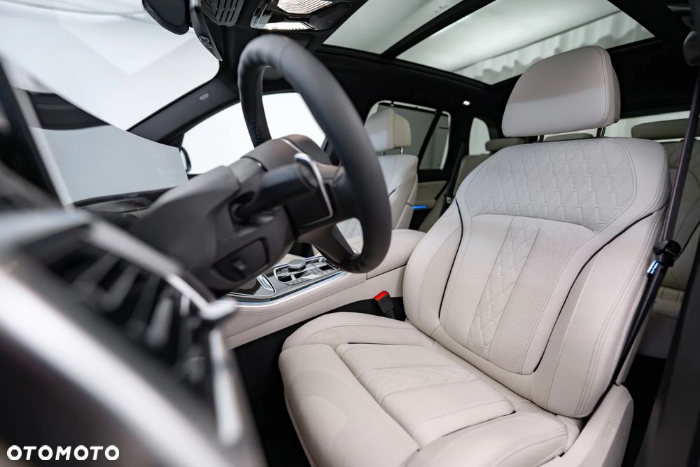 BMW X5 xDrive40d mHEV - 18
