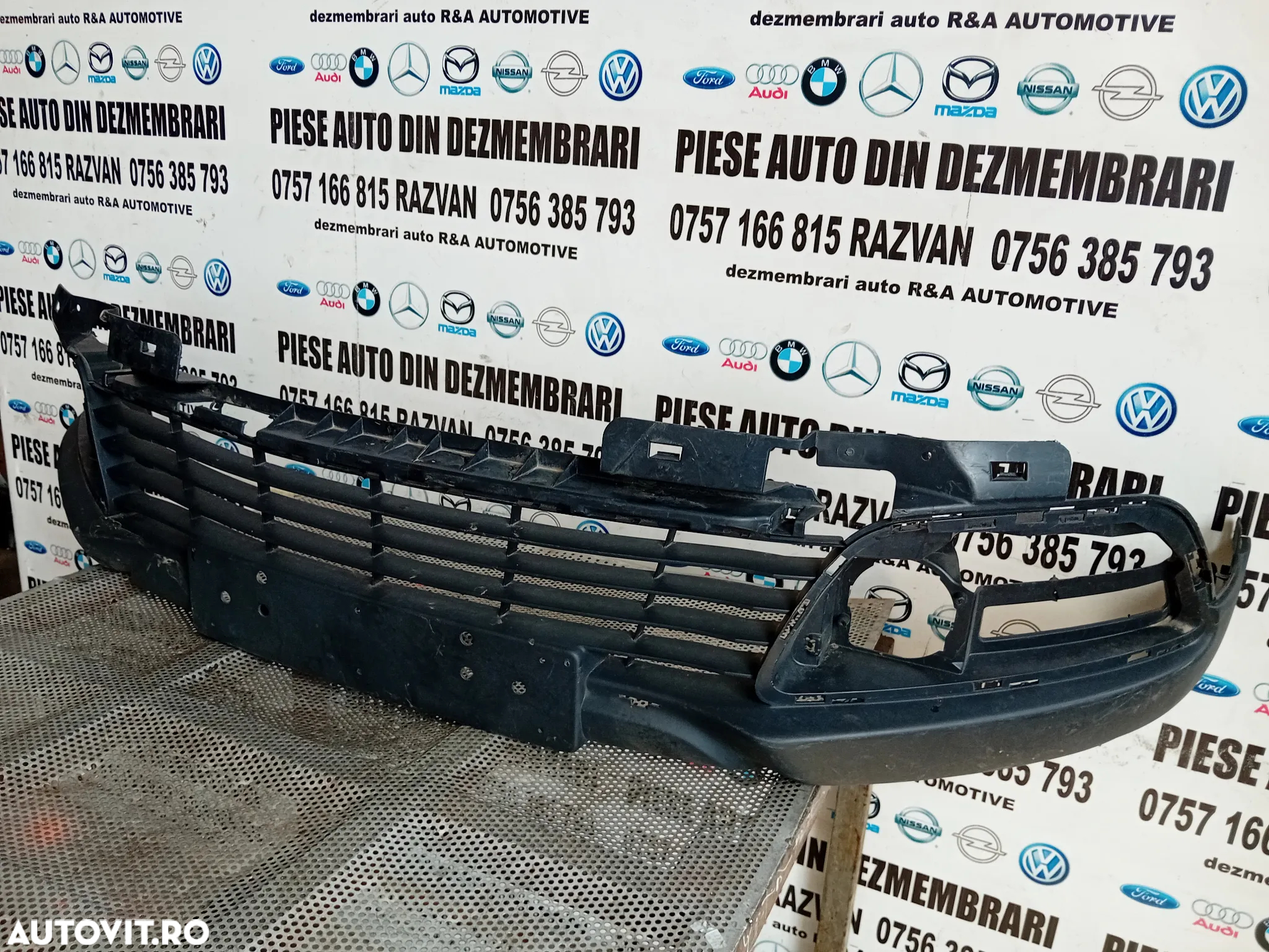 Grila Spoiler Bara Fata Renault Captur 2013-2017 Original OEM - 3