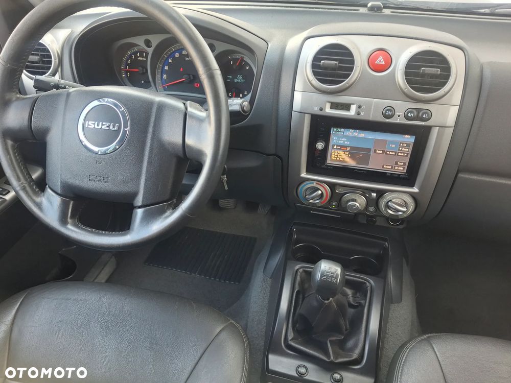 Isuzu D-Max 4x4 Double Cab Custom - 35