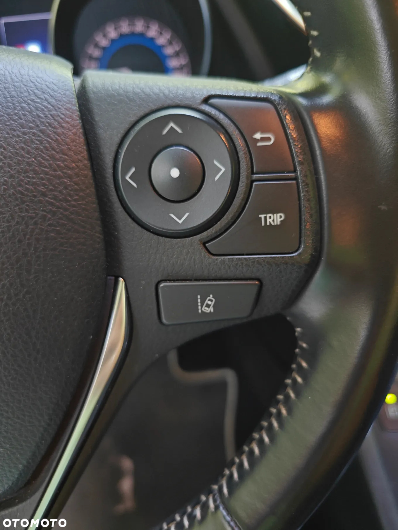 Toyota Auris Hybrid 135 Comfort - 27