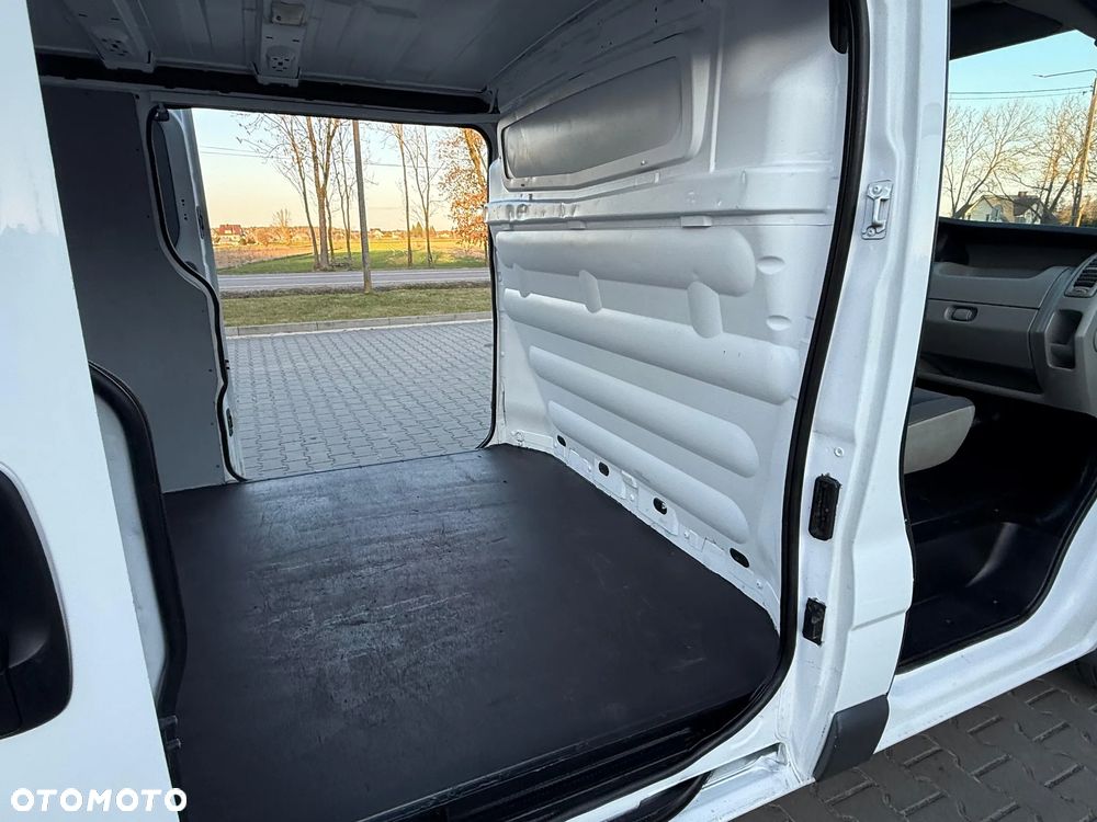 Opel VIVARO - 34
