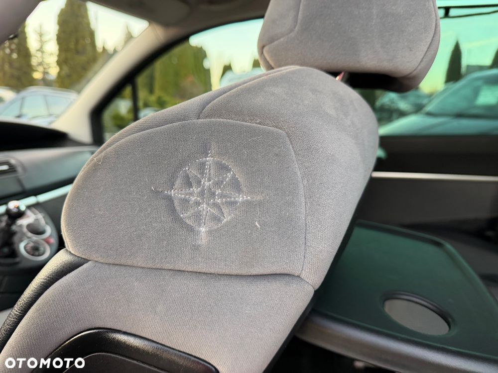 Peugeot 807 HDi 135 Platinum - 18