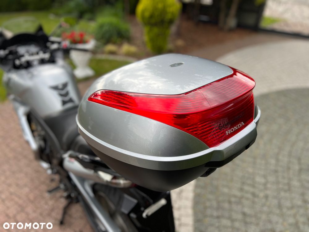 Honda CBF - 19