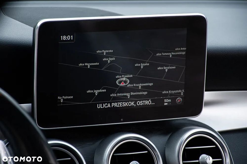 Mercedes-Benz Klasa C 400 4Matic 7G-TRONIC AMG Line - 32