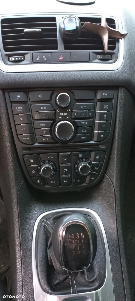 Opel Meriva 1.4 T Cosmo - 14