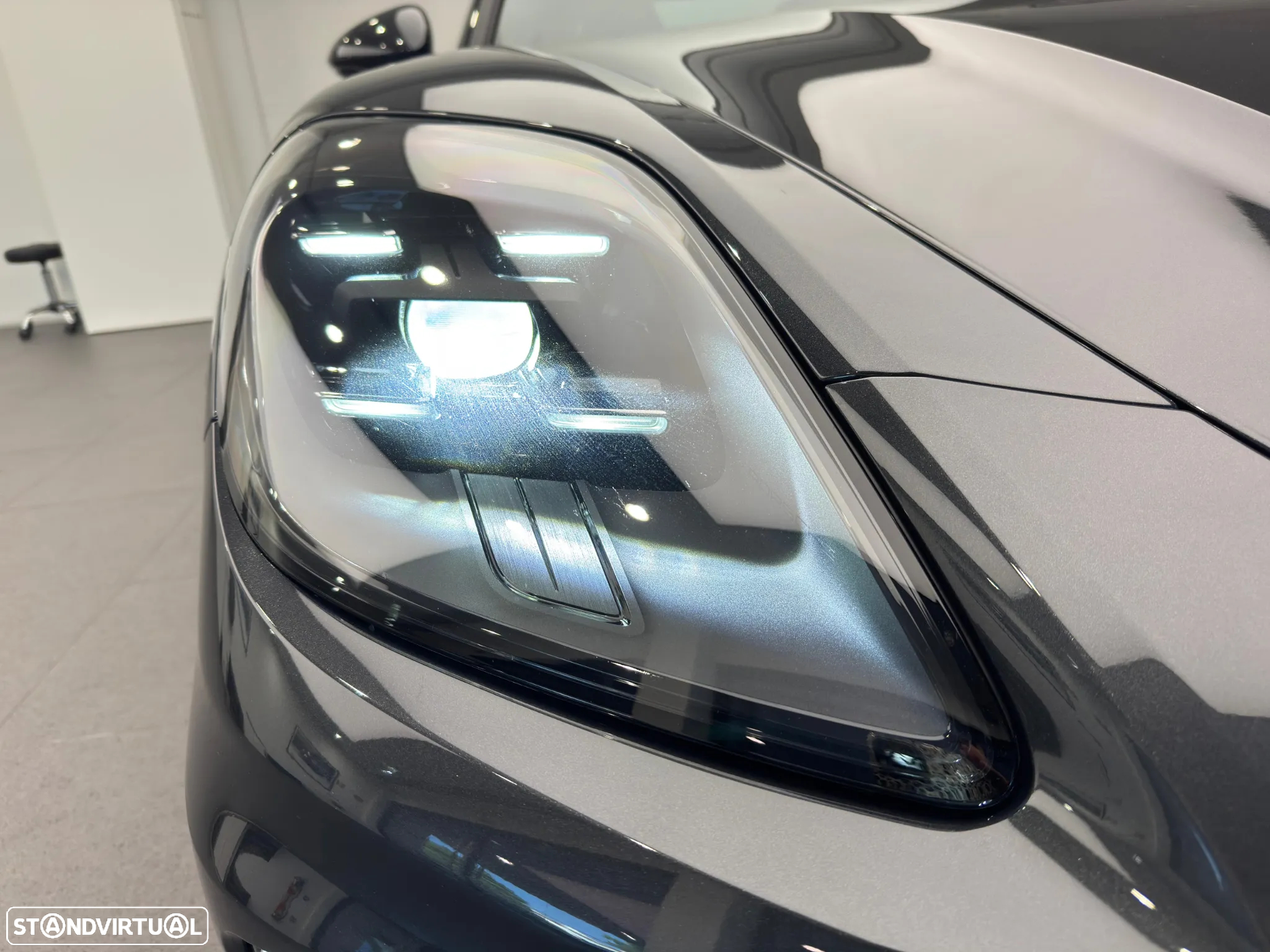 Porsche Panamera 4 E-Hybrid - 10