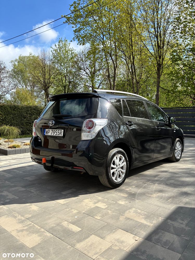 Toyota Verso - 4