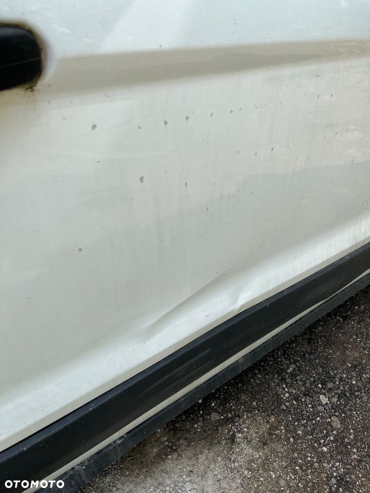 Ford Transit Connect - 9