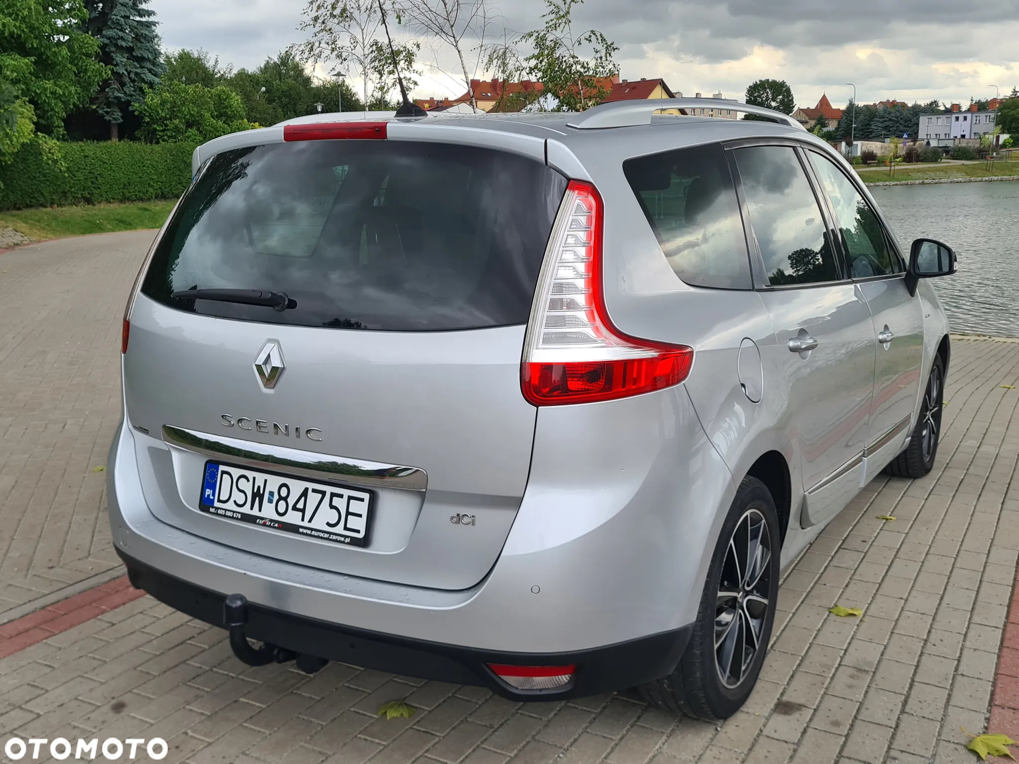 Renault Scenic dCi 160 Bose Edition - 13