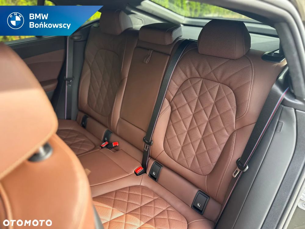 BMW X6 M60i mHEV sport - 21
