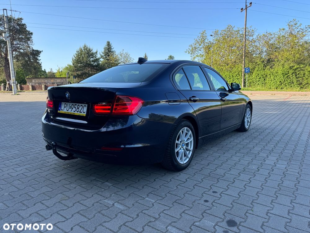 BMW Seria 3 316d - 4