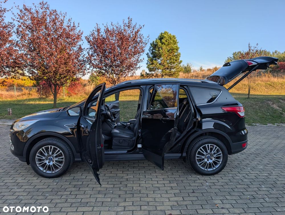 Ford Kuga 2.0 TDCi 4WD Trend - 38