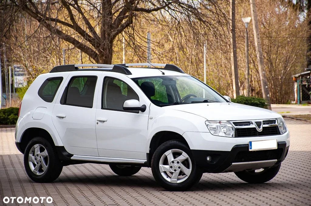 Dacia Duster 1.6 16V 4x2 Laureate - 3