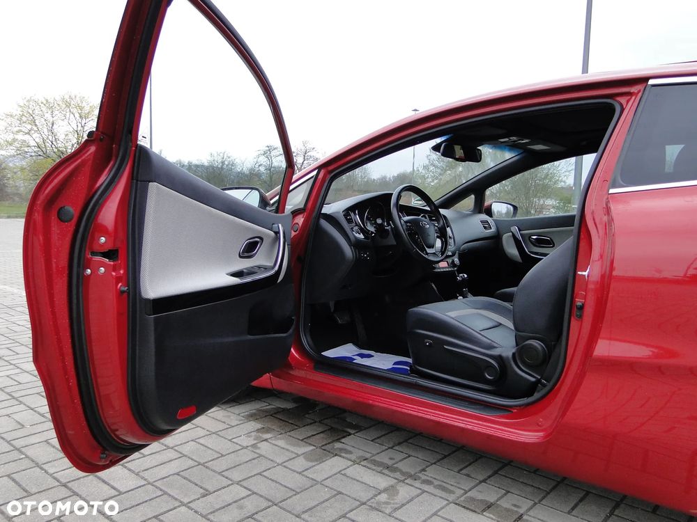 Kia ProCeed 1.6 GDI DCT Spirit - 13