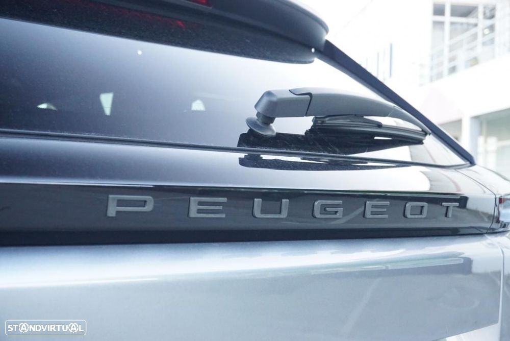 Peugeot e-2008 54 kWh Allure - 40