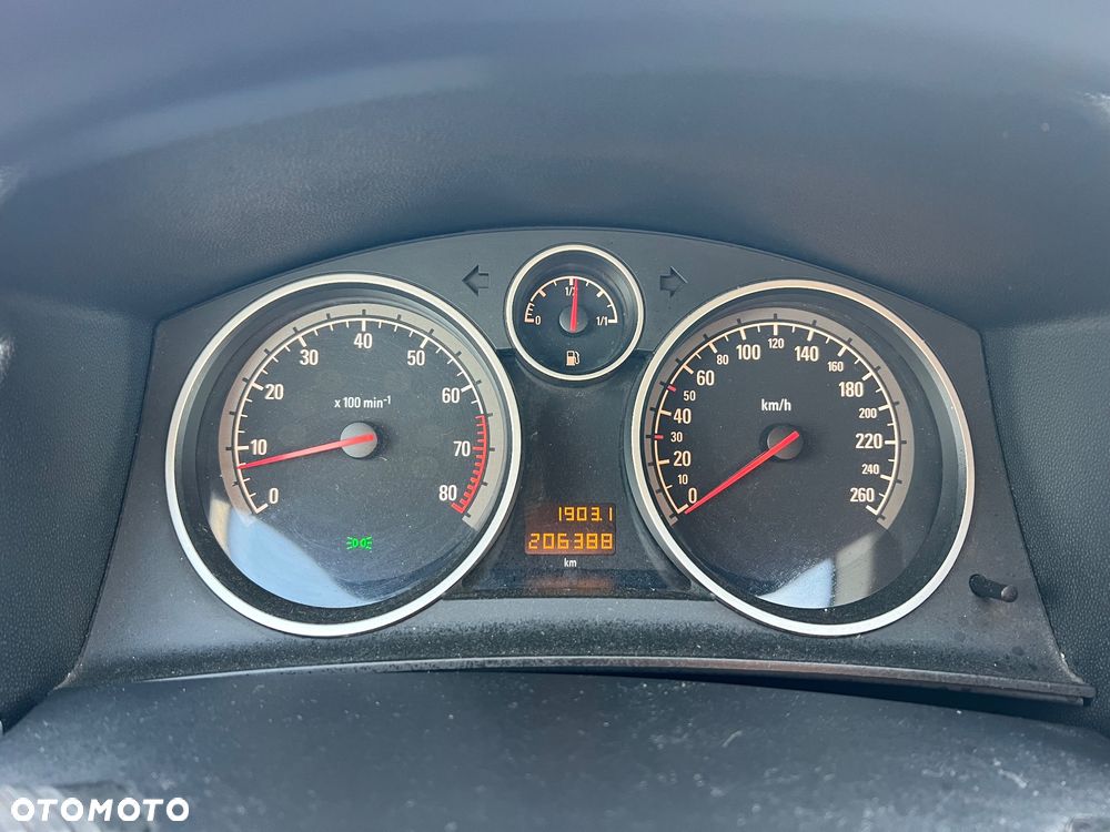 Opel Astra 1.8 Caravan - 9