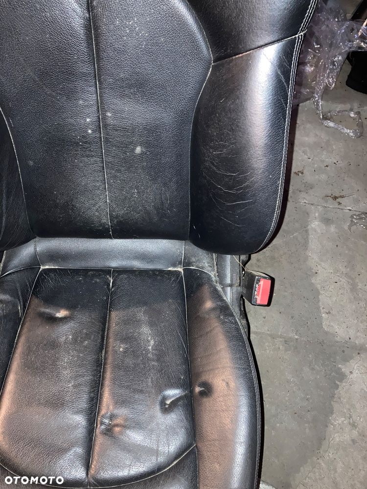 Fotele Mercedes CLK W209 elektrycznie sterowane