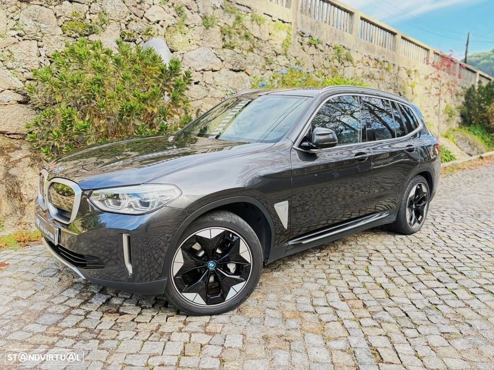 BMW iX3 Impressive - 23