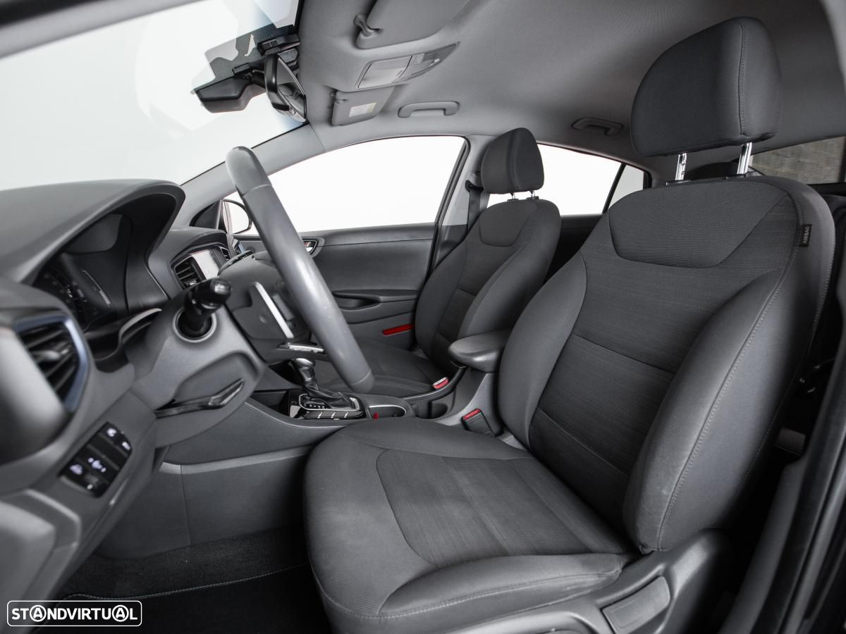 Hyundai Ioniq 1.6 GDI HEV Hybrid Tech - 8