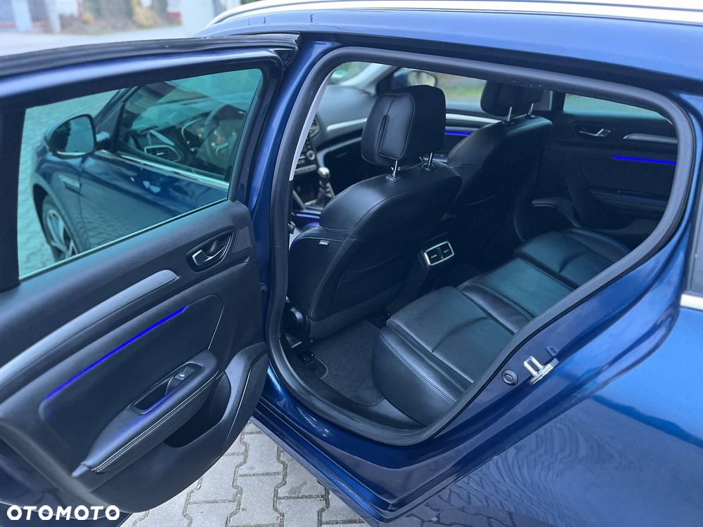 Renault Megane Grandtour TCe 160 GPF BOSE EDITION - 34
