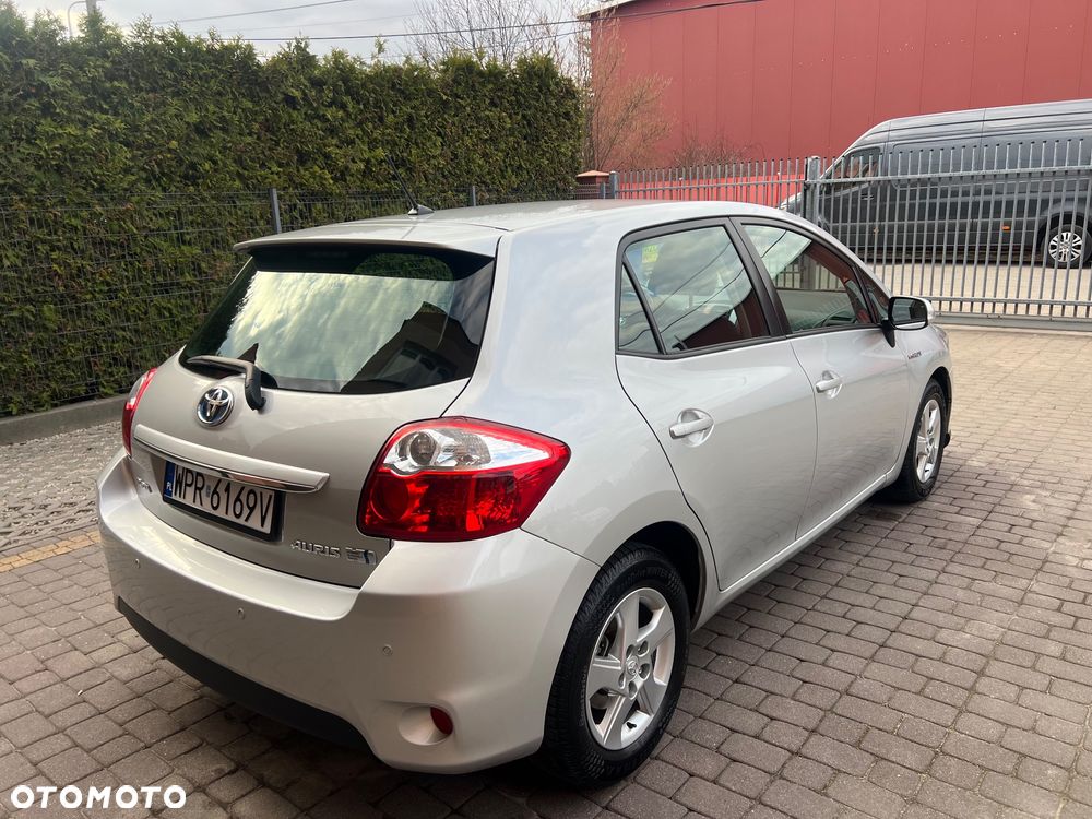 Toyota Auris - 5