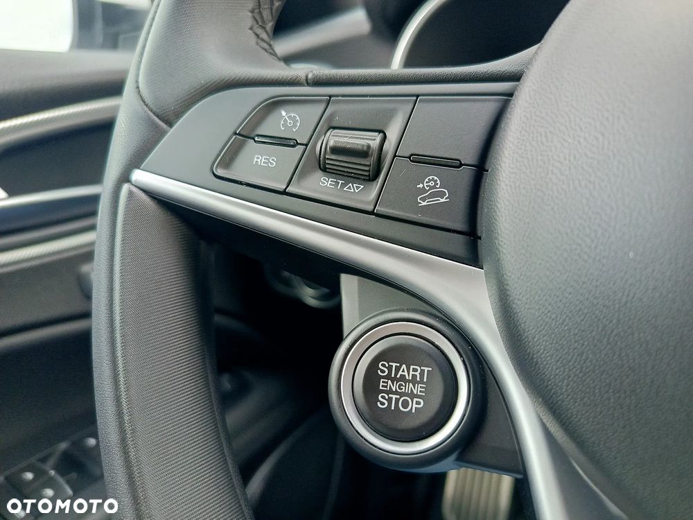 Alfa Romeo Stelvio 2.0 Turbo Executive Q4 - 22