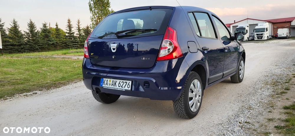 Dacia Sandero 1.2 16V Laureate - 10