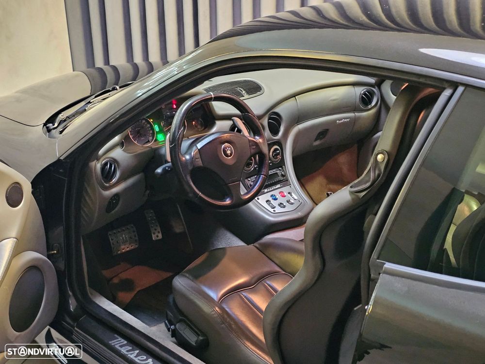 Maserati Gransport 4.2 V8 - 9