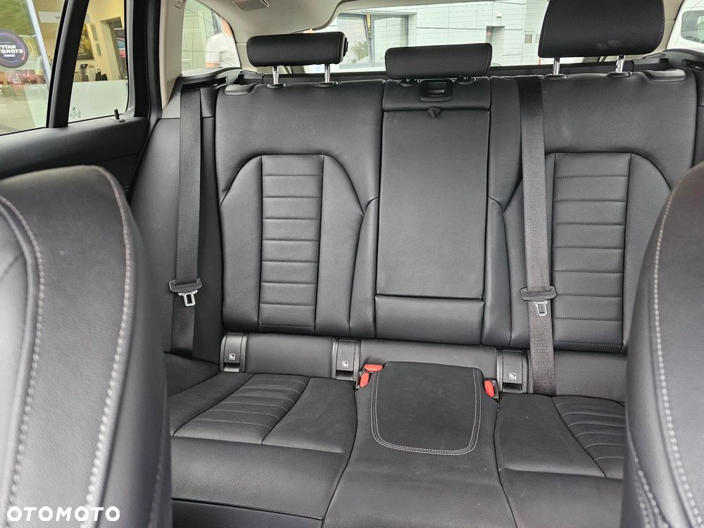 BMW Seria 3 330d xDrive Sport Line sport - 9