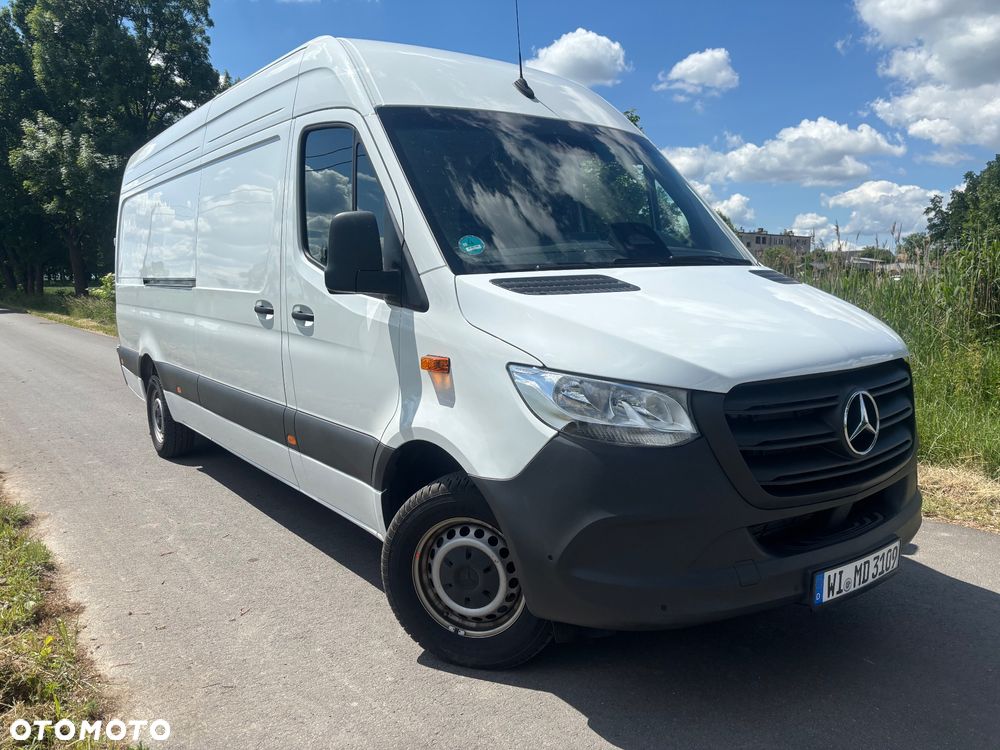 Mercedes-Benz Sprinter - 1
