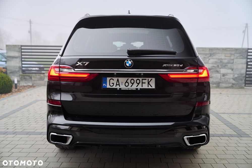 BMW X7 xDrive30d sport - 12