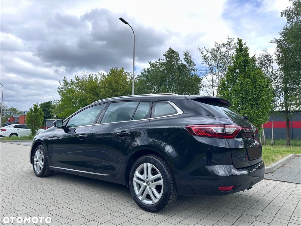 Renault Megane ENERGY TCe 100 LIFE - 4