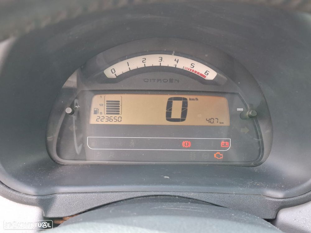 Citroën C3 1.4 HDi Exclusive Sensodrive - 8