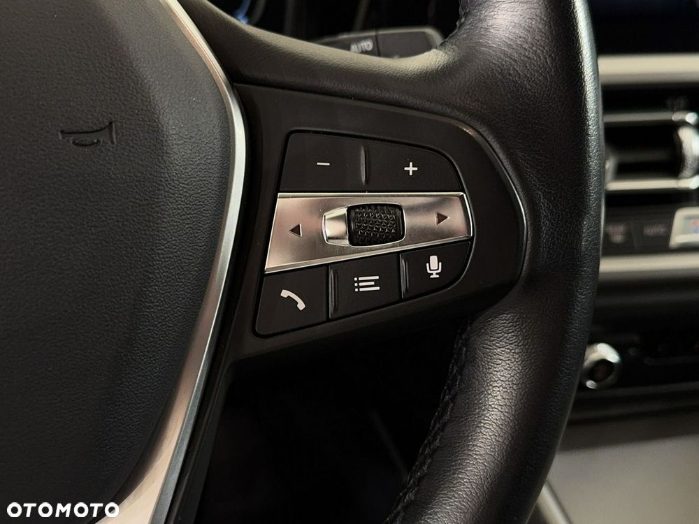 BMW Seria 3 - 23