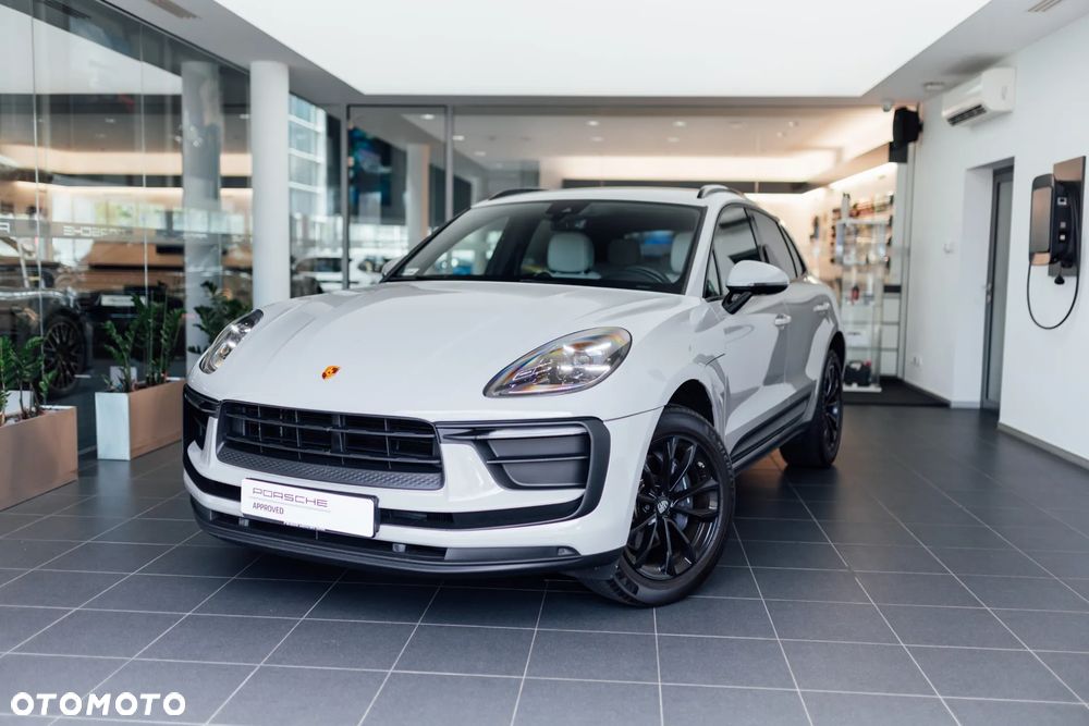 Porsche Macan Standard - 2
