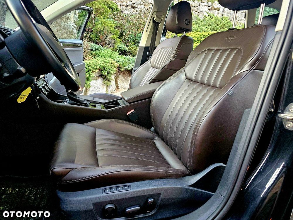 Skoda Superb 2.0 TDI SCR L&K DSG - 11