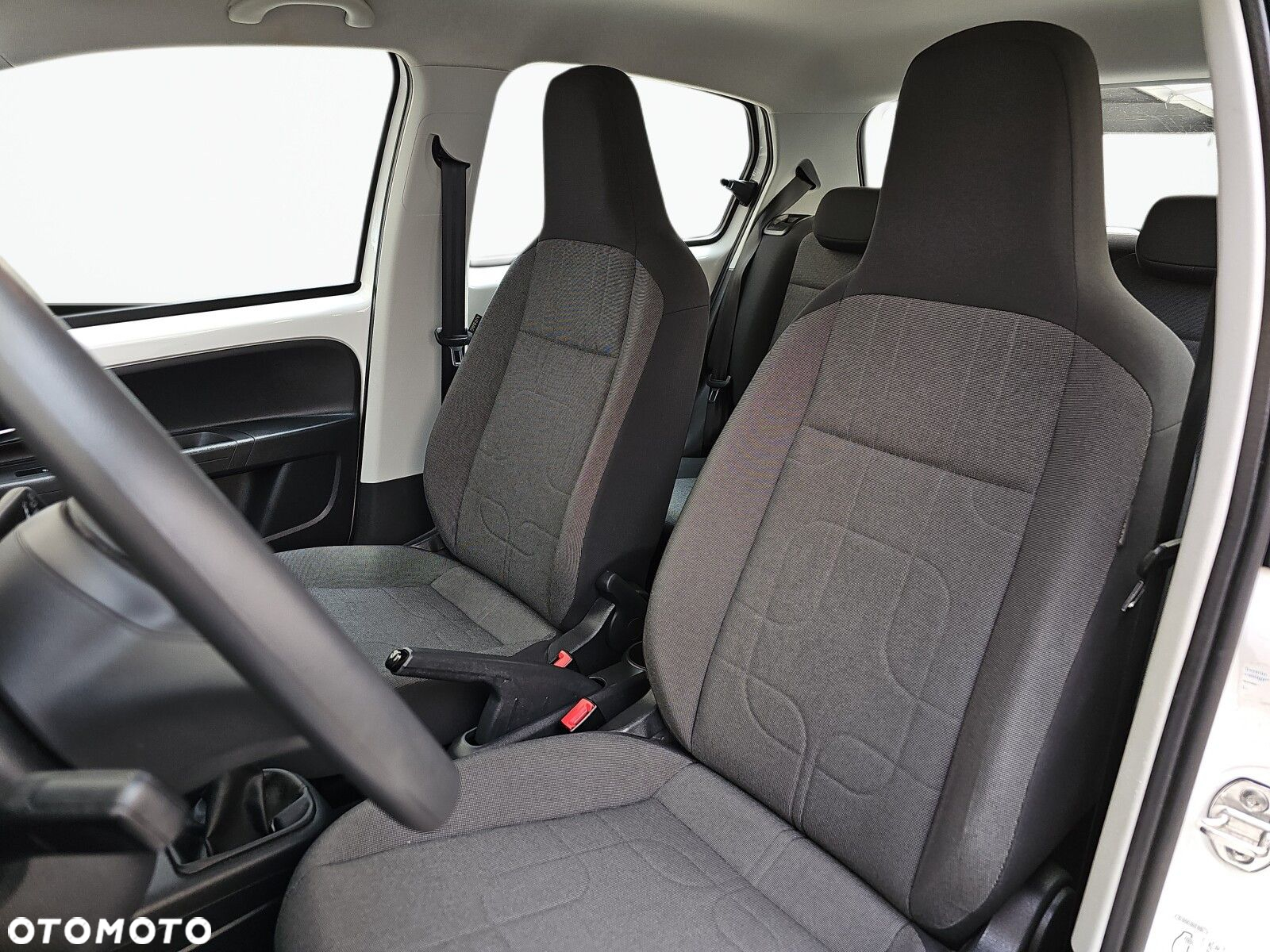Volkswagen up! - 13