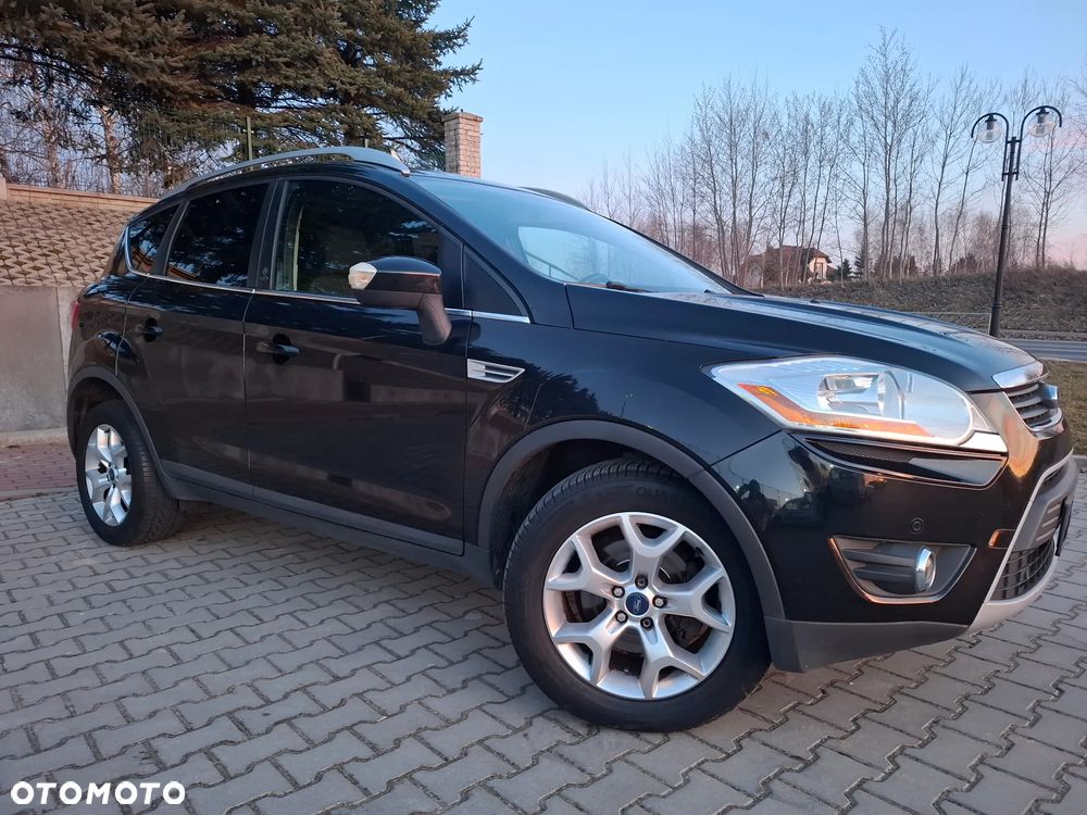 Ford Kuga 2.0 TDCi 2x4 Titanium - 1