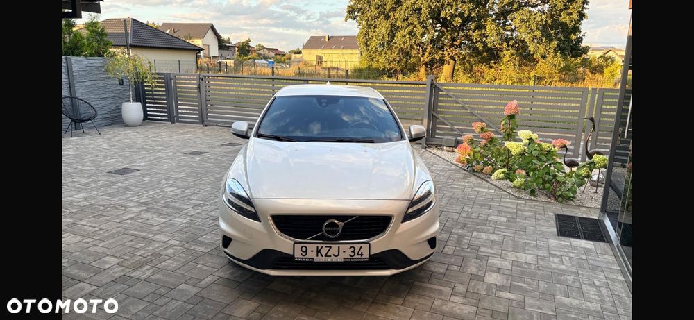 Volvo V40 D2 Geartronic RDesign - 2