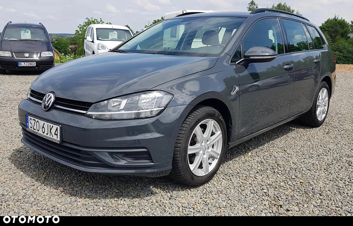 Volkswagen Golf - 5