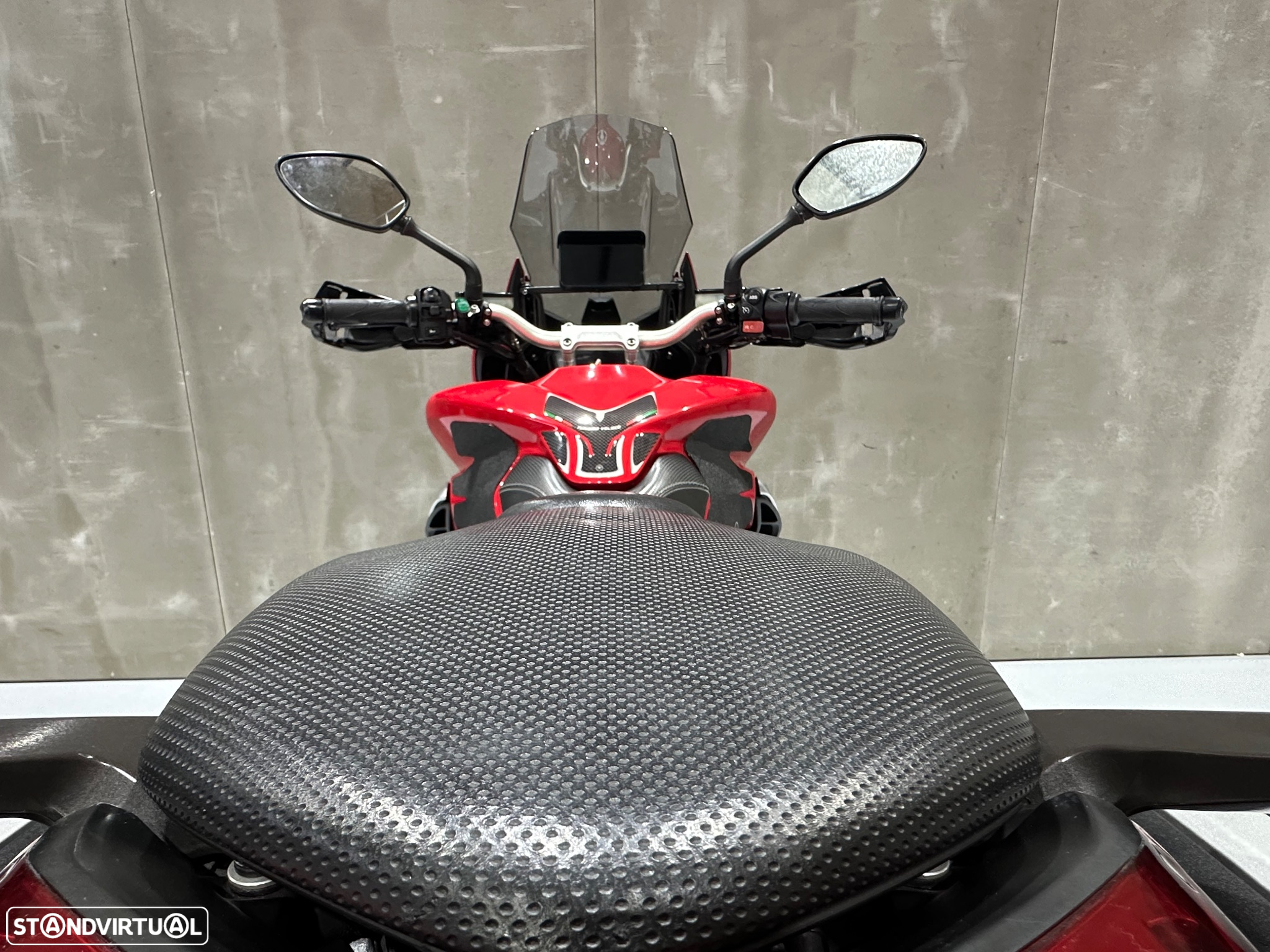 MV Agusta Turismo Veloce 800 - 12