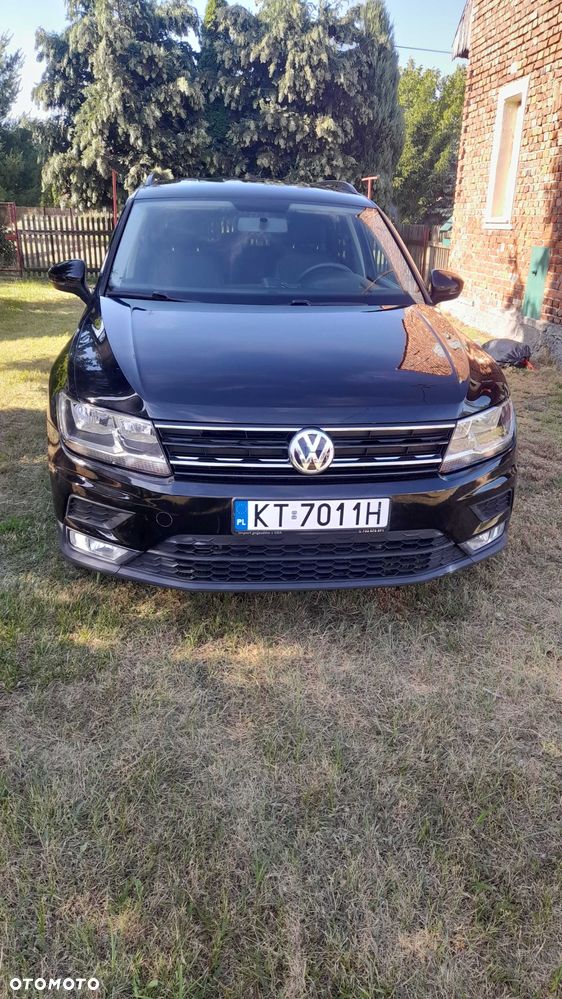 Volkswagen Tiguan - 1