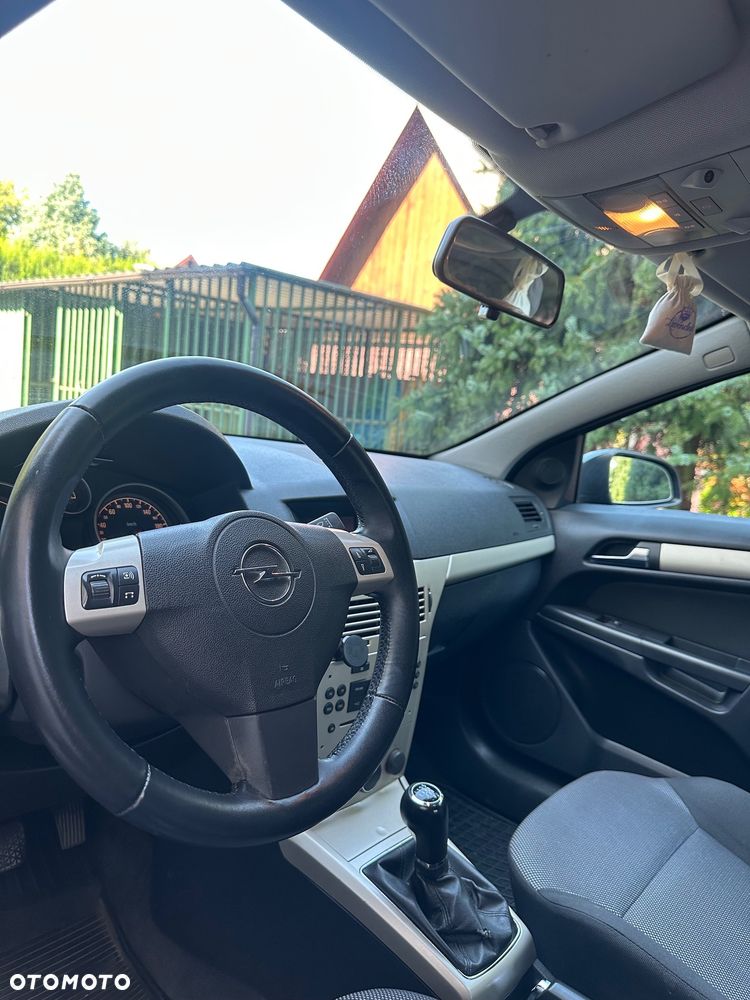 Opel Astra - 12