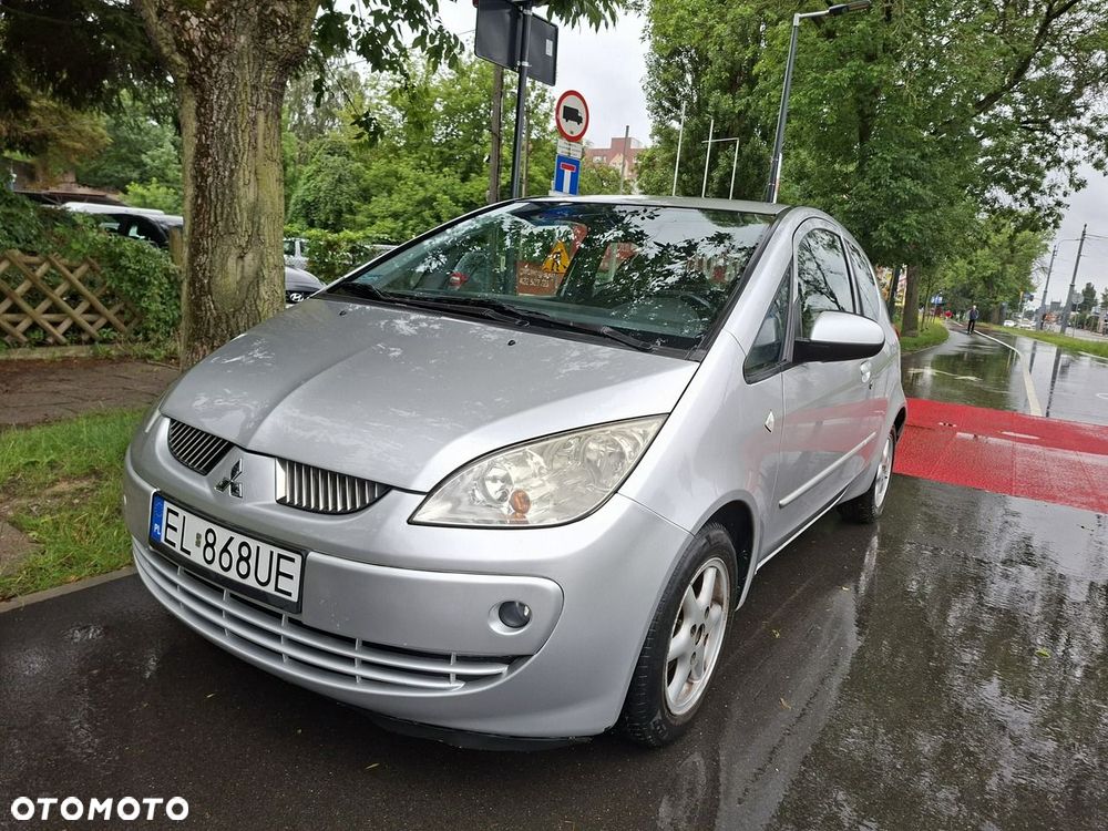 Mitsubishi Colt - 1