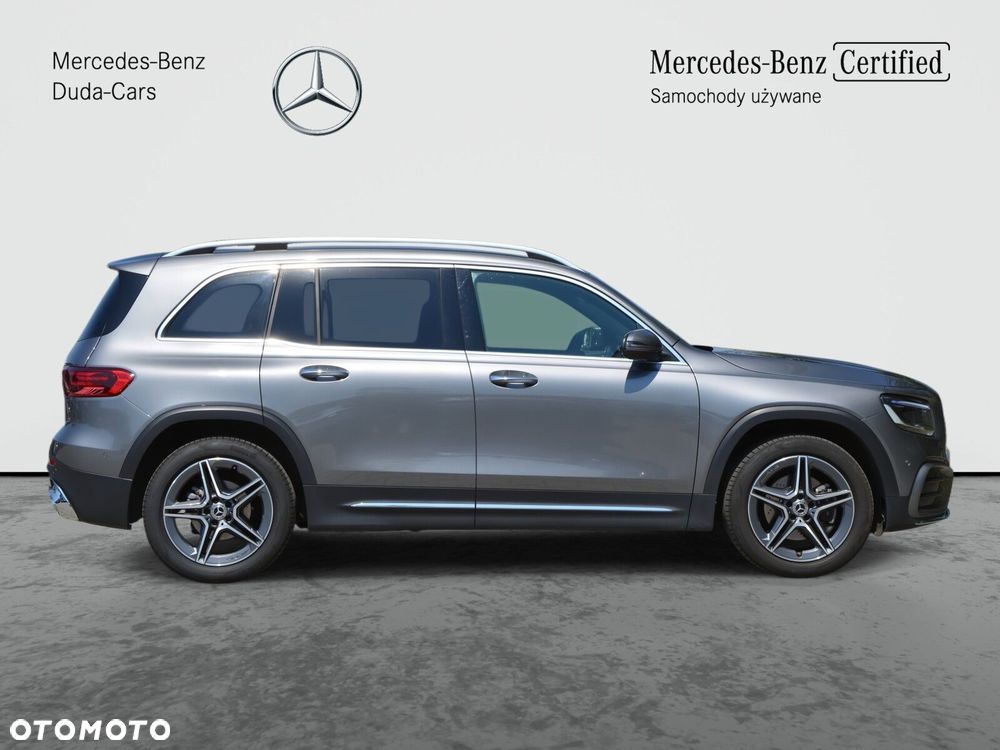 Mercedes-Benz GLB - 10