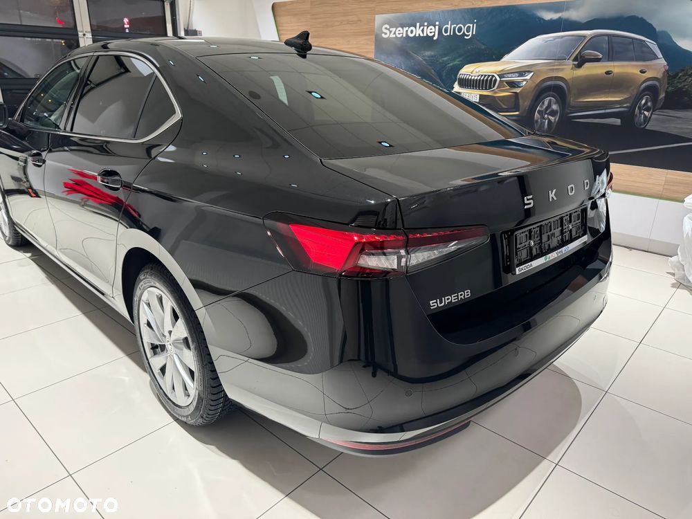 Skoda Superb 2.0 TSI Drive DSG - 4