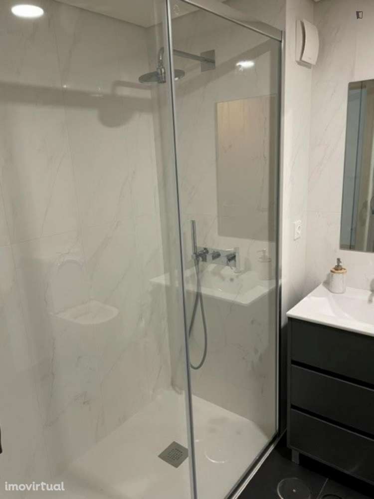 Apartamento com 1 quartos - localizado em São Mamede de Infesta Porto - Grande imagem: 3/29