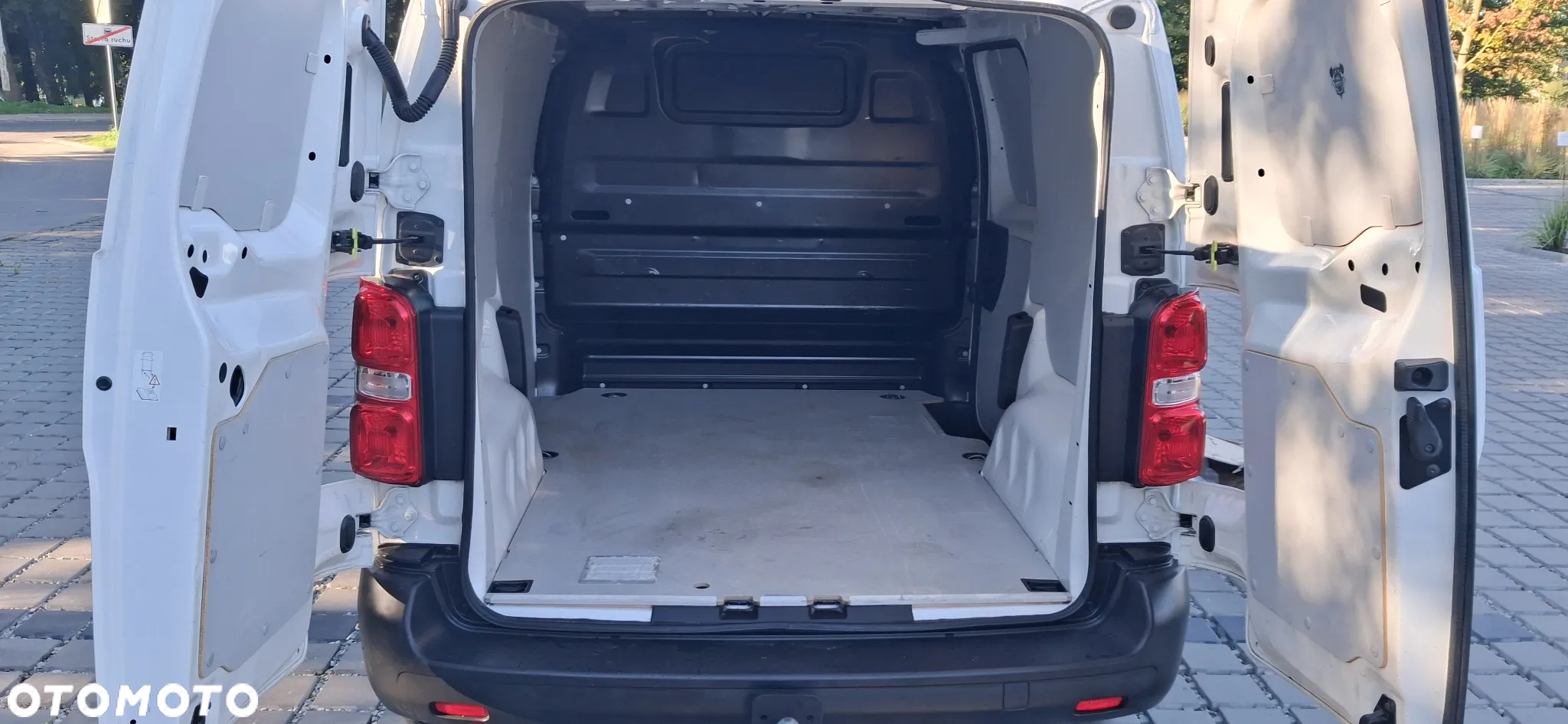 Opel Vivaro - 20
