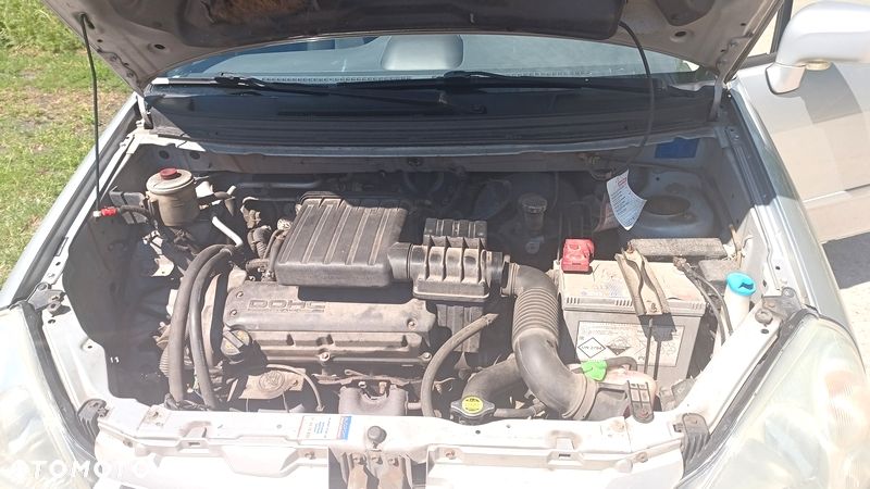 Suzuki Liana 1.6 Comfort - 6