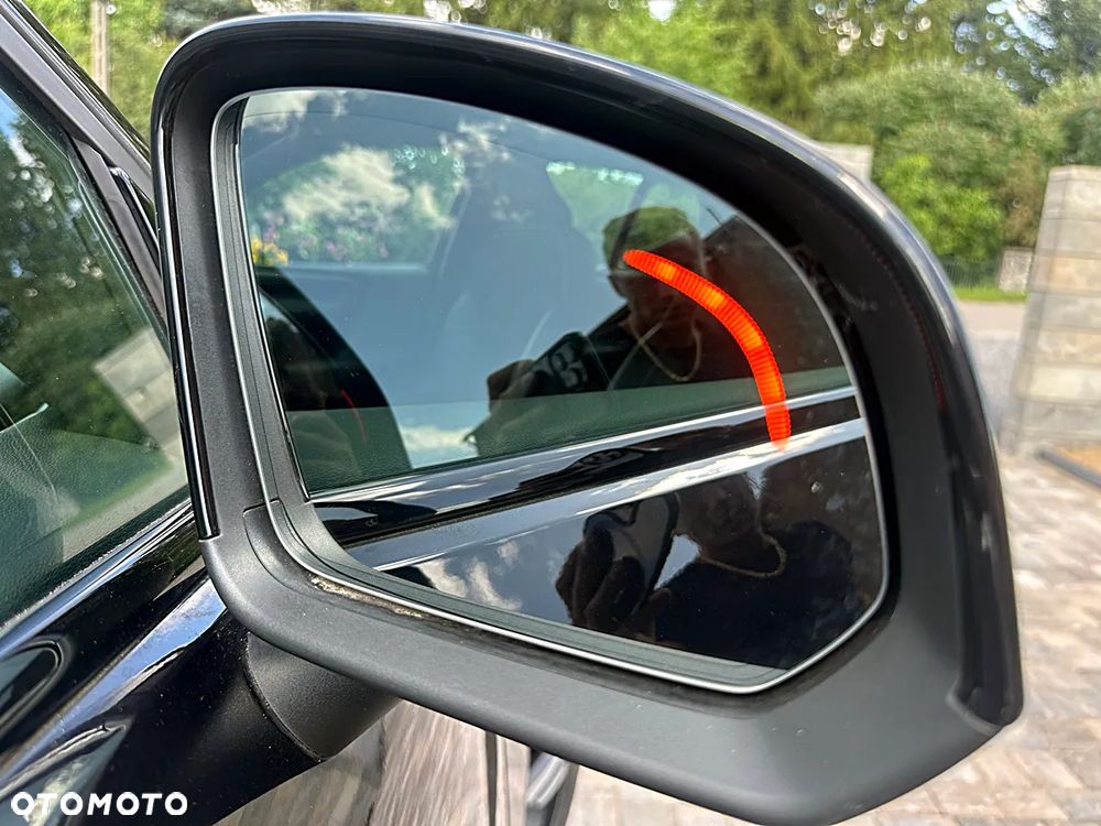 Volvo XC 40 T3 Geartronic RDesign - 28
